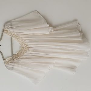 June's Pirate Booty Flowy Cream V Lace Trim Top One Size Fits Most (E5)